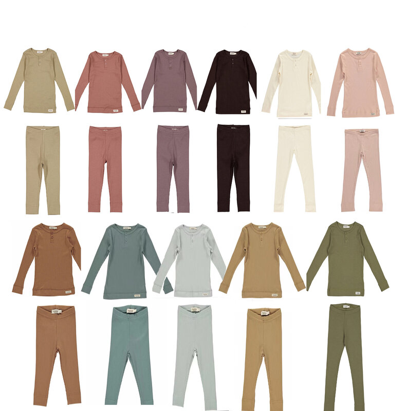 مجموعة ملابس الاطفال 2022 الجديد في الخريف ملابس الفتيات الفتيان طويلة الأكمام تي شيرت الطفل السراويل طماق منامة الأساسية الصلبة