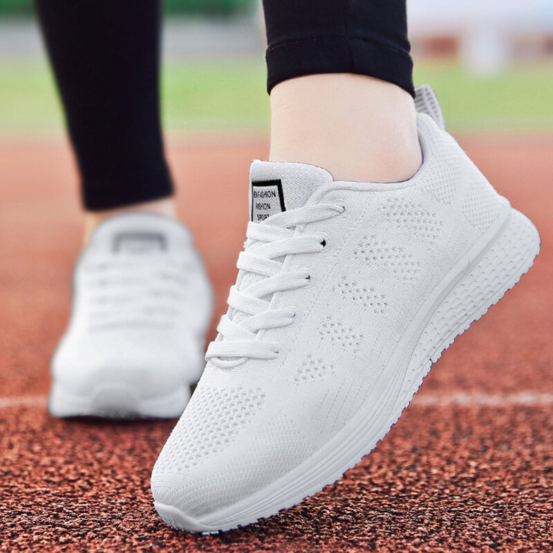 2022 النساء الأحذية تنفس المشي شبكة حذاء مسطح أحذية رياضية في الهواء الطلق السيدات منصة مسطحة أحذية رياضية المدربين Mujer