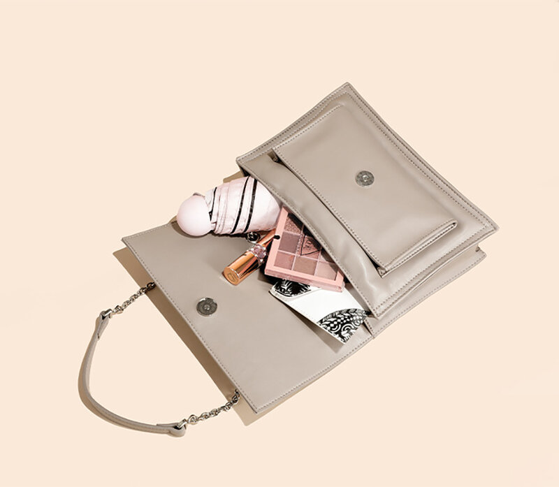 حقائب كتف فاخرة من Bisi Goro موضة 2022 للنساء من جلد الغنم الأصلي حقيبة يد أنيقة بسلسلة حقائب كتف بسيطة للنساء