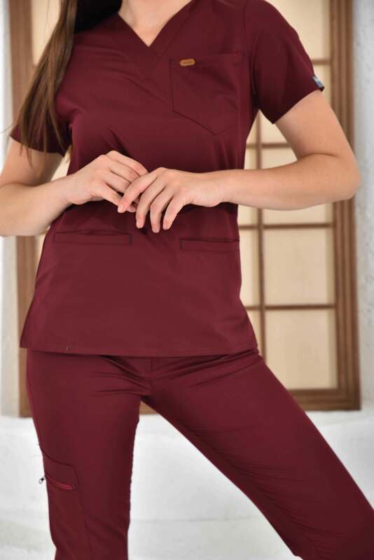 ممرضة موحدة النساء الكرز اللون ليكرا عداء ببطء الجراحية جيرسي الملابس زي العمل قصيرة الأكمام الخامس الرقبة التمريض تي شيرت 2021
