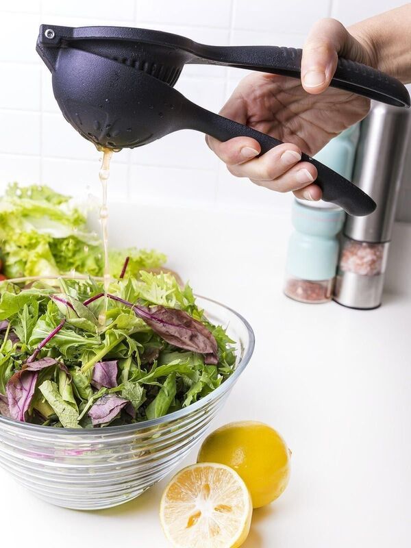 عصارة فاكهة الليمون والخضروات العملية مقاومة لوكس أدوات المطبخ اضغط دائم أدوات المطبخ المنزلية أداة معدنية سوداء